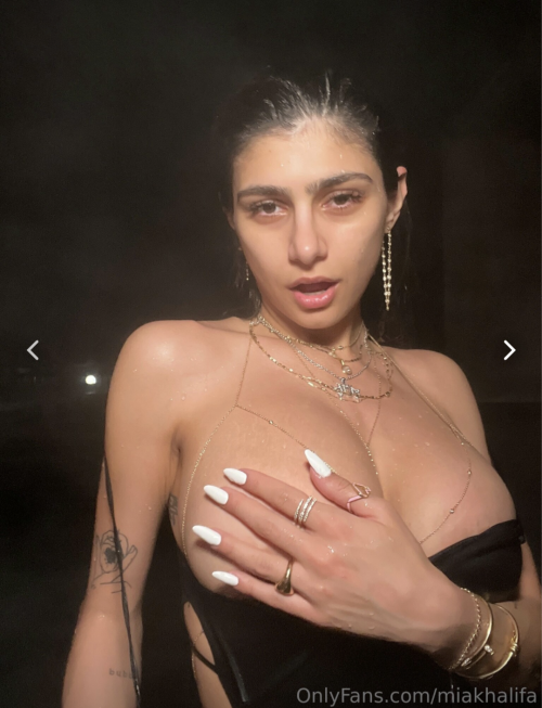 Mia Khalifa #SWMS2F6s