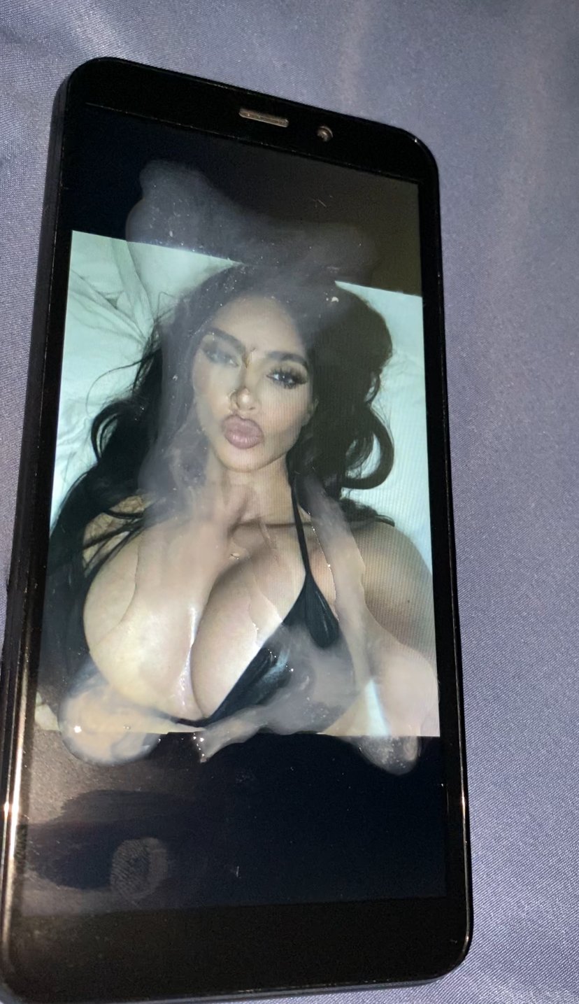 kim kardashian cum tribute #sbMvYJL9