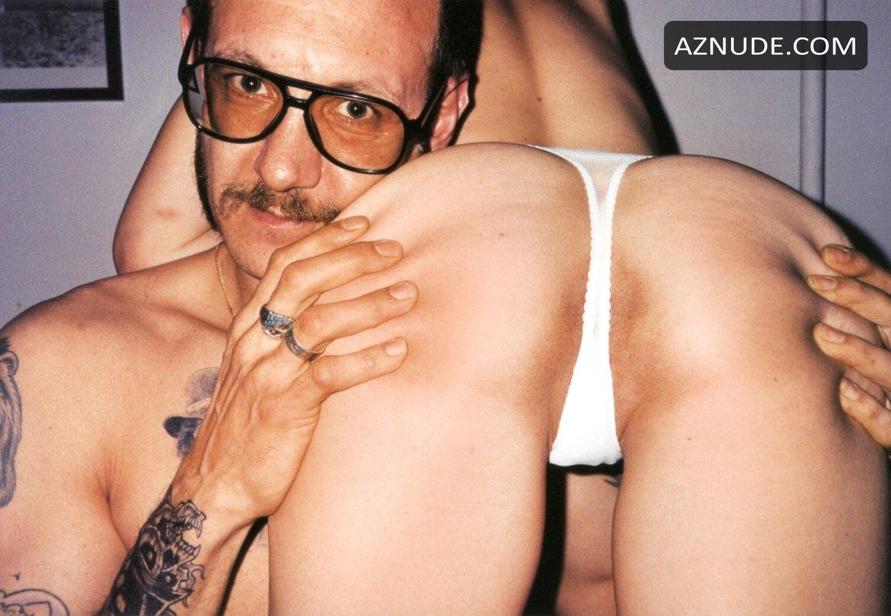 Celebrity nudes M.i.l.e.y. C.y.r.u.s. #D32LgPsm