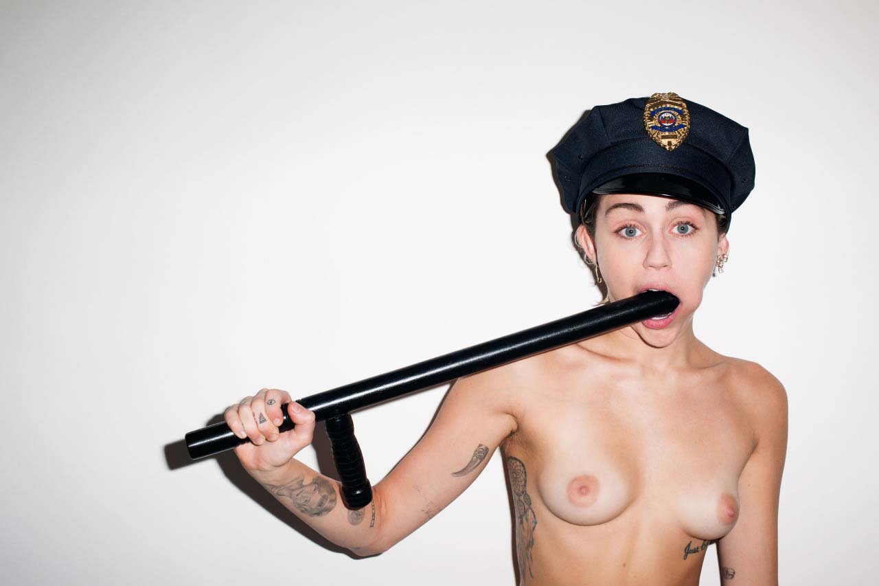 Celebrity nudes M.i.l.e.y. C.y.r.u.s. #HnetnYSl
