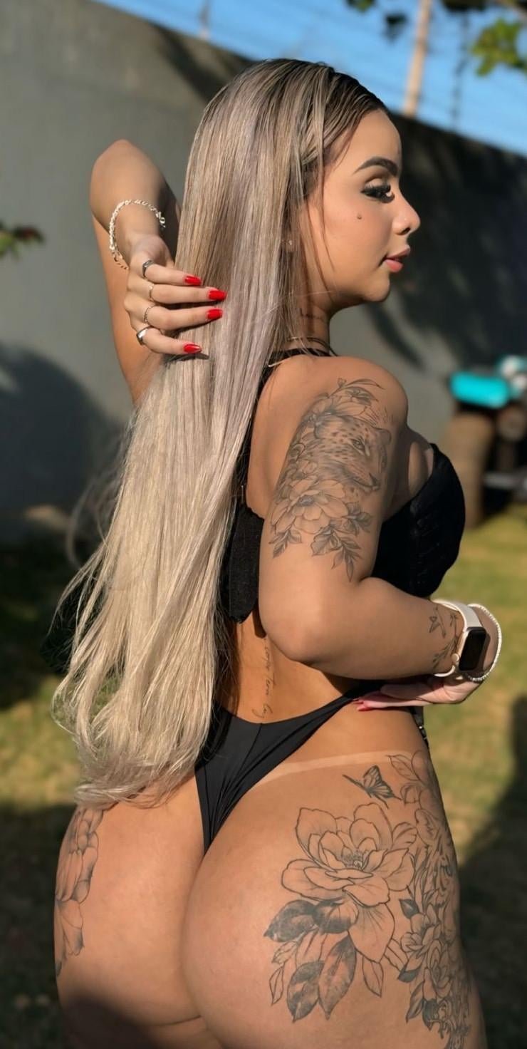 Loira rabuda dançando funk #mt7vU4qo