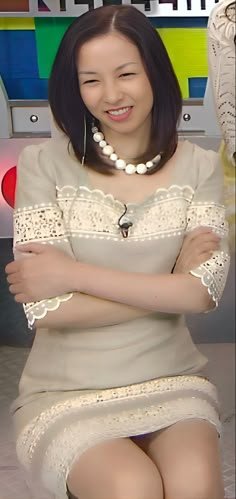 🔚Japanese　芸能　麻木久仁子　ぱんちら　美脚　ソフトエロ　一発やりたい #F7nu6bjs